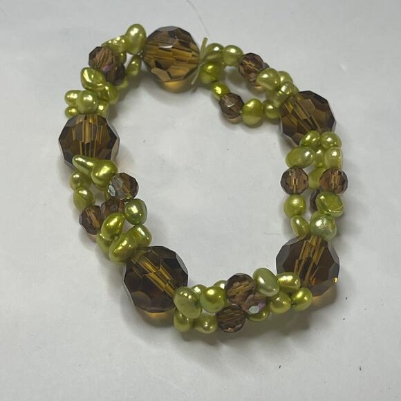 Set of three beaded stretch bracelets stone faux mother of pearl shell trendy - Picture 4 of 8